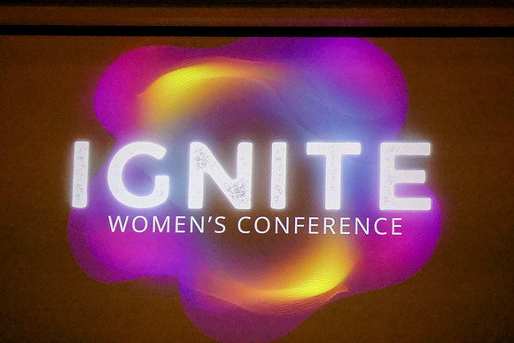 C08A8212IGNITE RIVER CONF