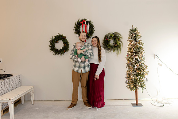 C08A3697 christmas mini shoot