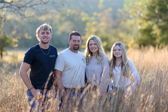 C08A6912 senior photos