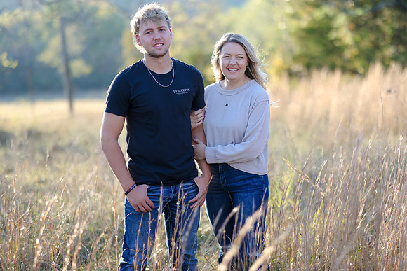 C08A6705 senior photos