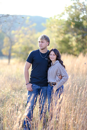 C08A6756 senior photos