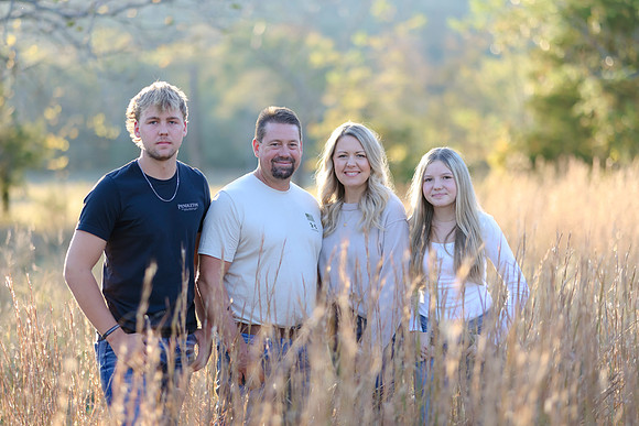 C08A6921 senior photos