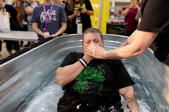 C08A5280 BAPTISM