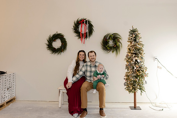 C08A3638 christmas mini shoot