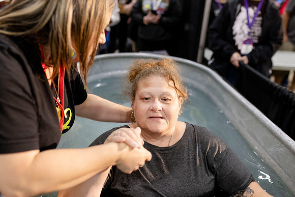 C08A5371 BAPTISM