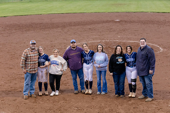 C08A5400senior night