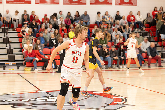 C08A4725basketball sports photography-DeNoiseAI-standard
