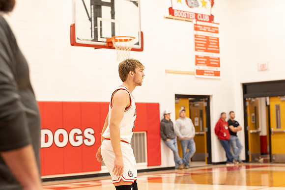 C08A4760basketball sports photography-DeNoiseAI-standard