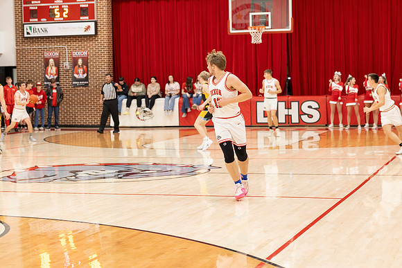 C08A4818basketball sports photography-DeNoiseAI-standard