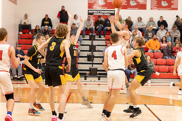 C08A4961basketball sports photography-DeNoiseAI-standard
