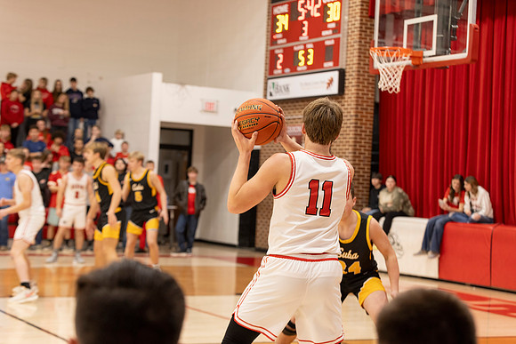 C08A5010basketball sports photography-DeNoiseAI-standard