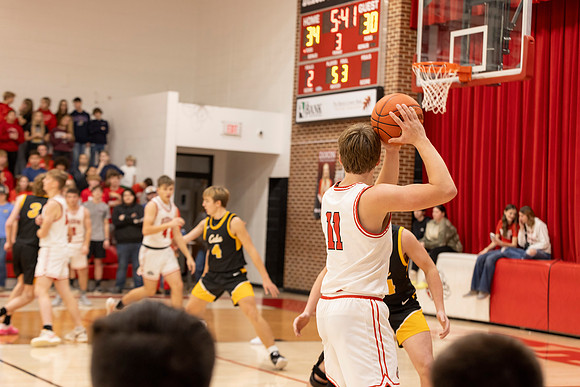 C08A5013basketball sports photography-DeNoiseAI-standard