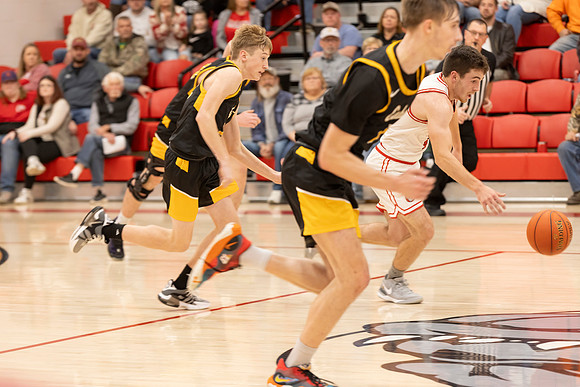 C08A5084basketball sports photography-DeNoiseAI-standard