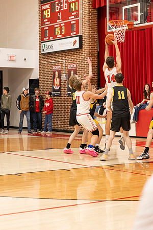 C08A5203basketball sports photography-DeNoiseAI-standard