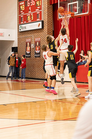 C08A5204basketball sports photography-DeNoiseAI-standard