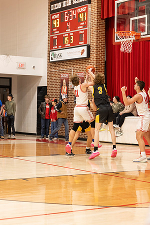 C08A5209basketball sports photography-DeNoiseAI-standard