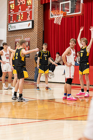 C08A5216basketball sports photography-DeNoiseAI-standard