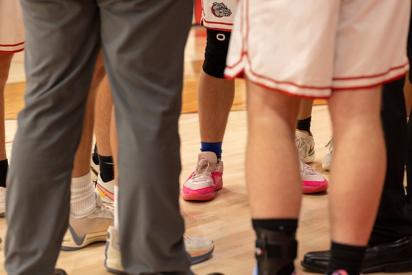 C08A5231basketball sports photography-DeNoiseAI-standard