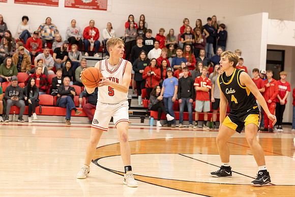 C08A5243basketball sports photography-DeNoiseAI-standard