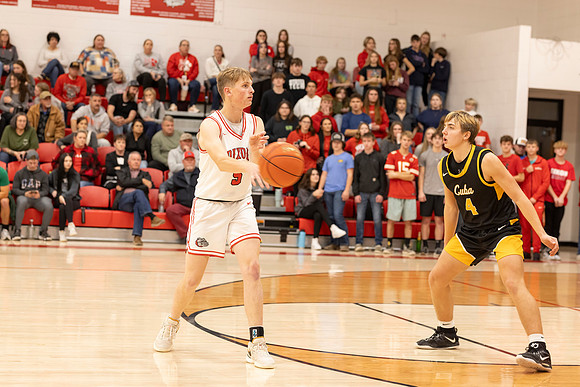 C08A5244basketball sports photography-DeNoiseAI-standard