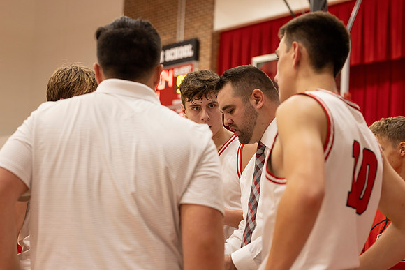 C08A5281basketball sports photography-DeNoiseAI-standard