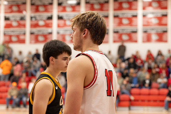 C08A5485basketball sports photography-DeNoiseAI-standard