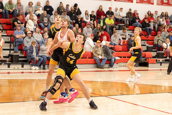 C08A4850basketball sports photography-DeNoiseAI-standard