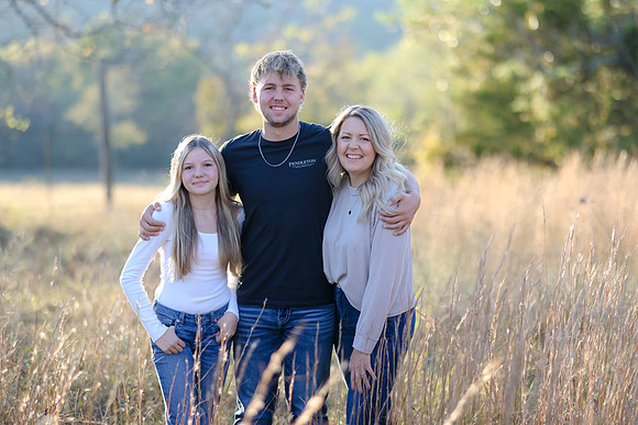 C08A6721 senior photos