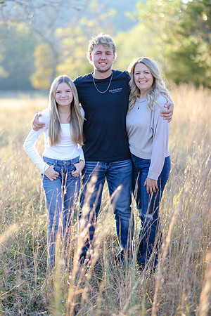 C08A6771 senior photos