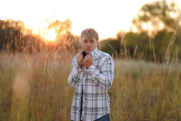 C08A7152 senior photos