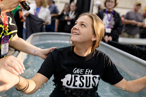 C08A5313 BAPTISM