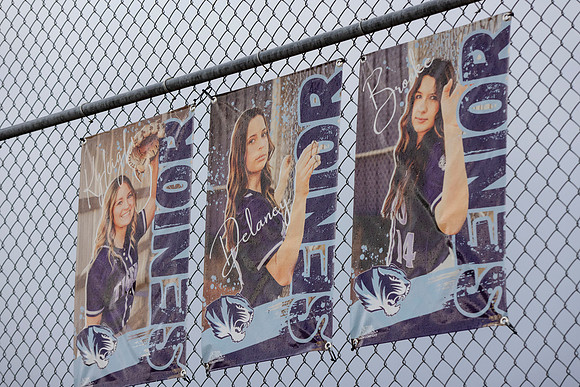 C08A5133senior night