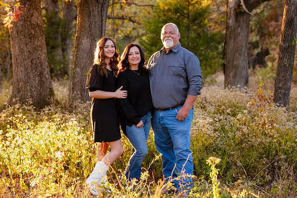 C08A9738 copy-DeNoiseAI-standardFAMILY SHOOT