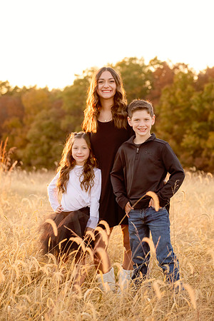 C08A9851 copy-DeNoiseAI-standardFAMILY SHOOT