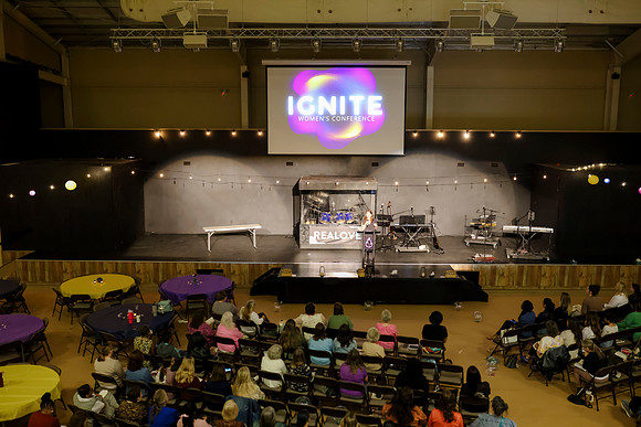 C08A8680IGNITE RIVER CONF