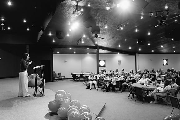 C08A1207CHURCH PHOTOGRAPHY copy
