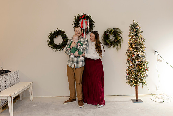 C08A3690 christmas mini shoot