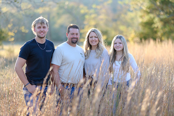C08A6928 senior photos