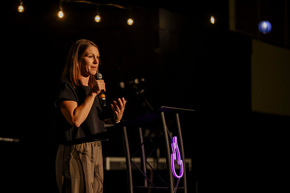 C08A8255IGNITE RIVER CONF