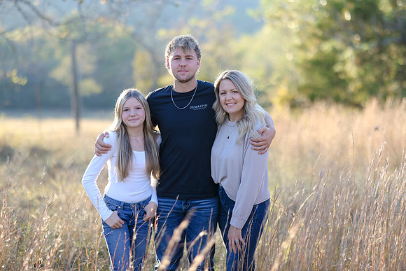 C08A6715 senior photos