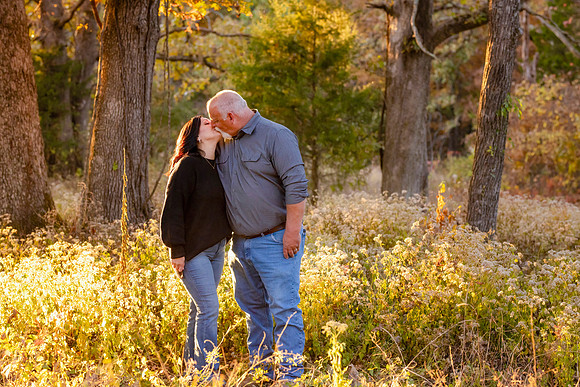 C08A9712 copy-DeNoiseAI-standardFAMILY SHOOT