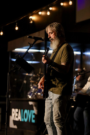 C08A8061IGNITE RIVER CONF