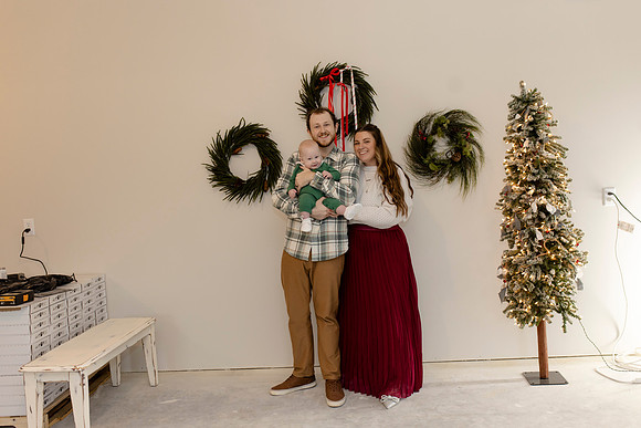 C08A3682 christmas mini shoot