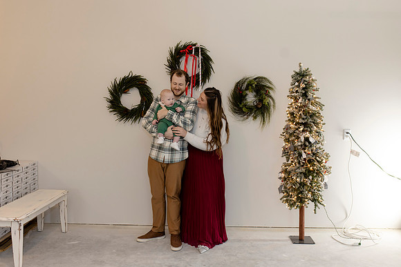 C08A3663 christmas mini shoot