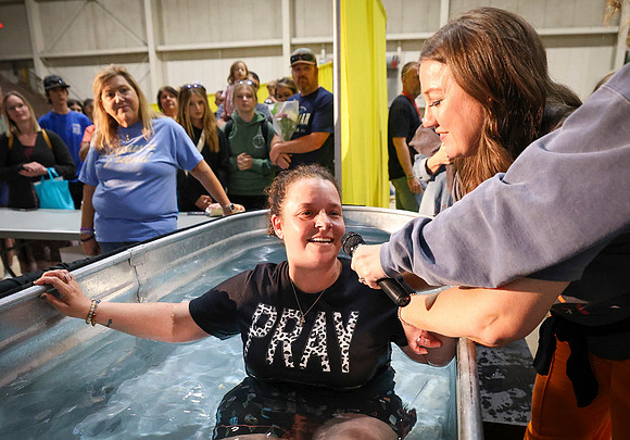 May25Baptisms-23 BAPTISMS