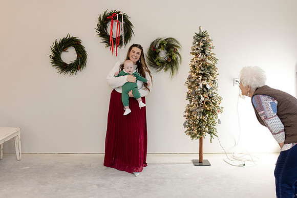 C08A3766 christmas mini shoot