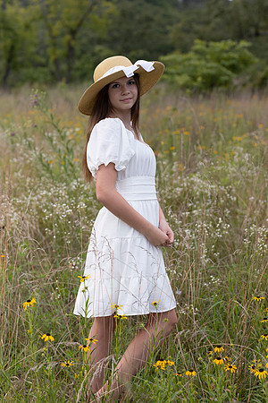C08A1475sister shoot