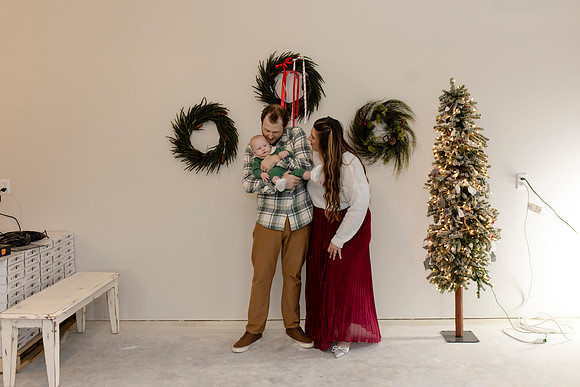 C08A3719 christmas mini shoot