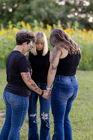 C08A3949BESTIE SHOOT