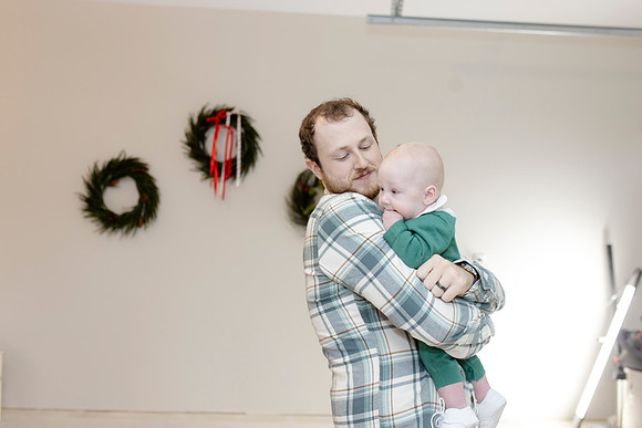 C08A3651 christmas mini shoot